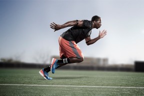 米兰体育app官网-掩护战术中节奏偏移是否能制造位置交换机会