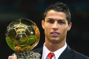 MILAN体育-中美蝶泳选手分段速度变化对比图，蝶泳 比赛